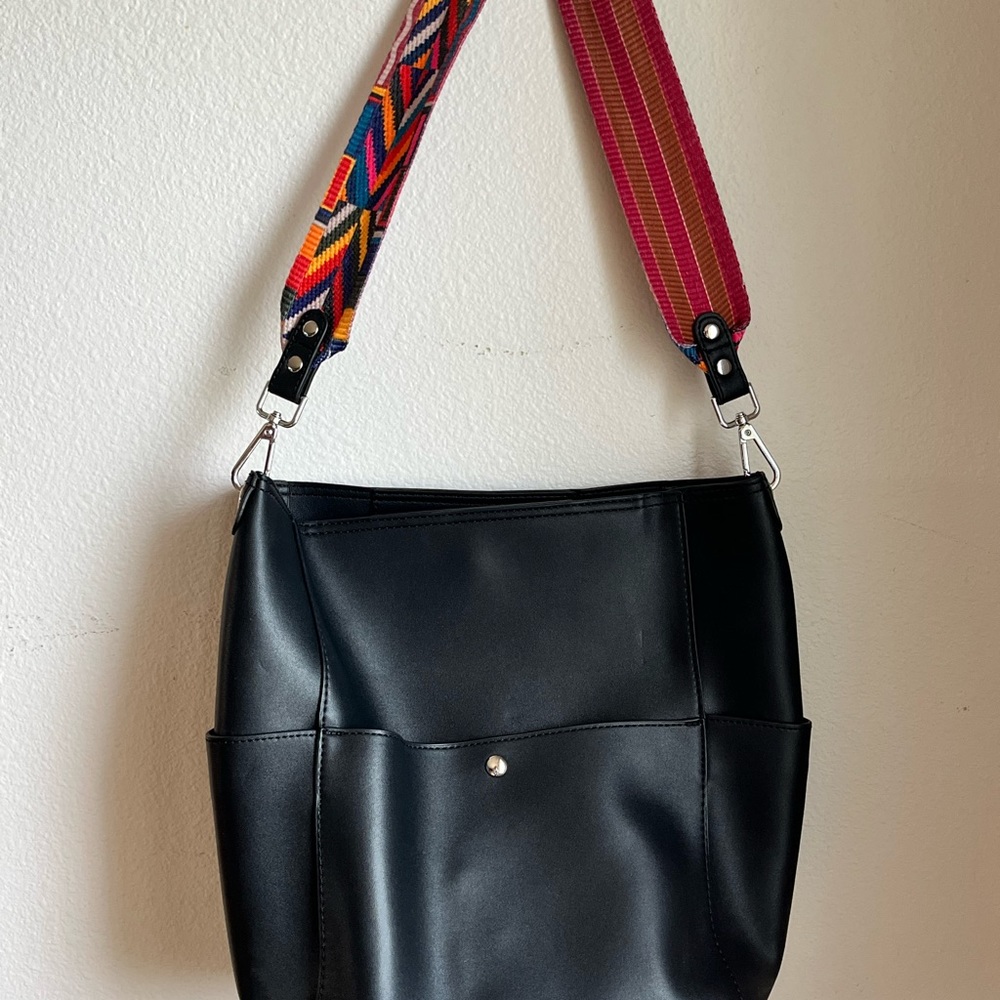 Browmen leather hobo bag.